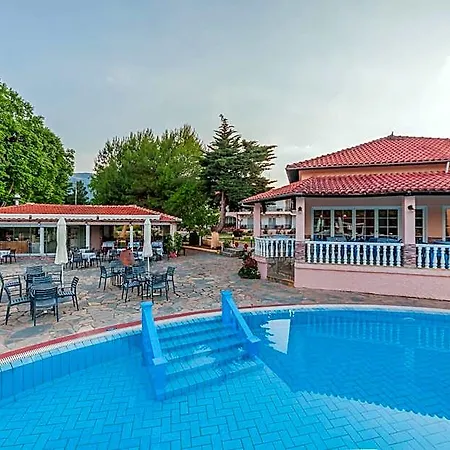 Sintrivanis 3* Szkotína